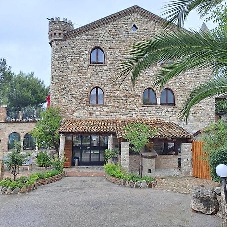 Hotel Lo Smeraldo Roccavivara ภายนอก รูปภาพ