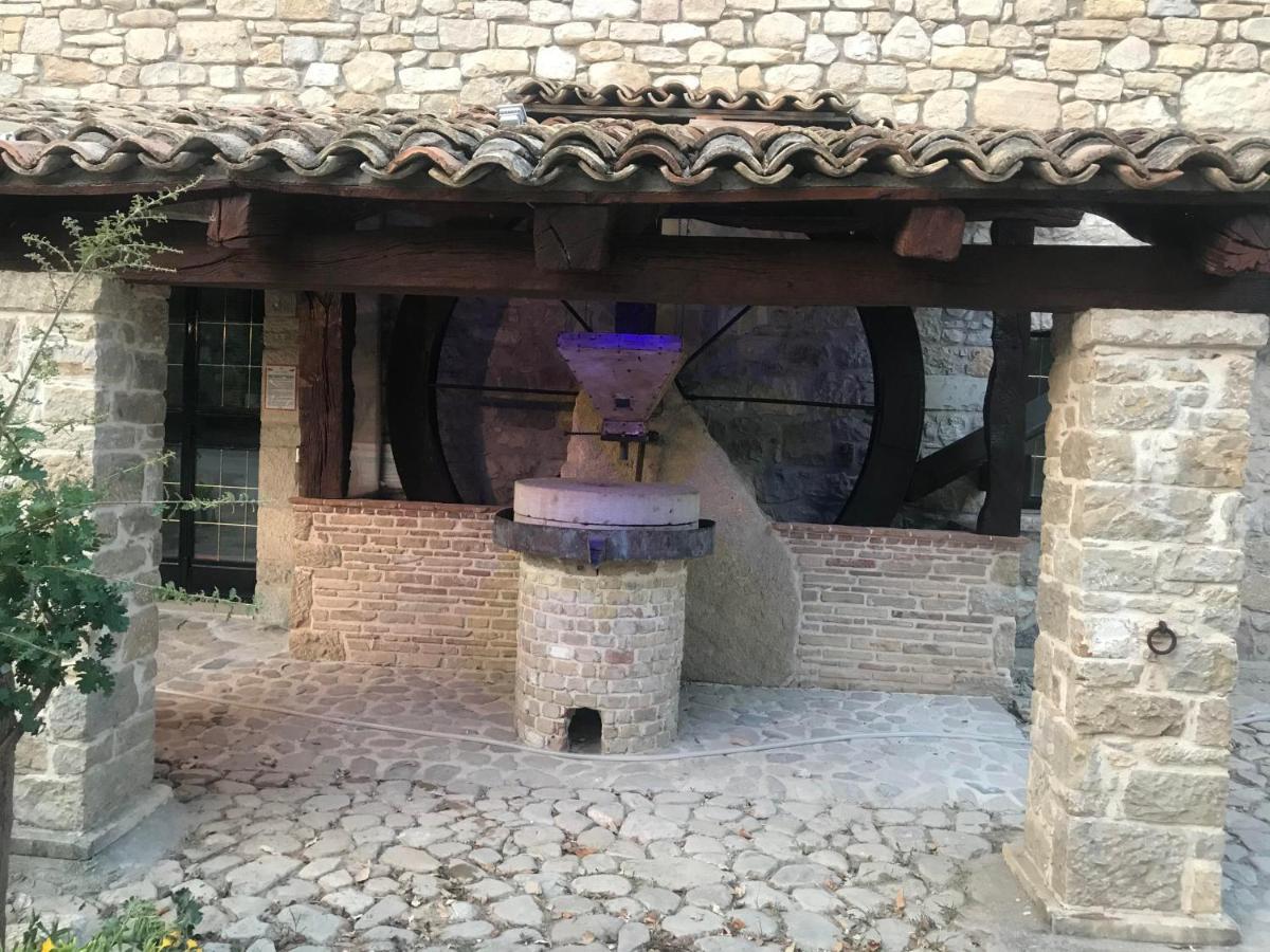 Hotel Lo Smeraldo Roccavivara ภายนอก รูปภาพ