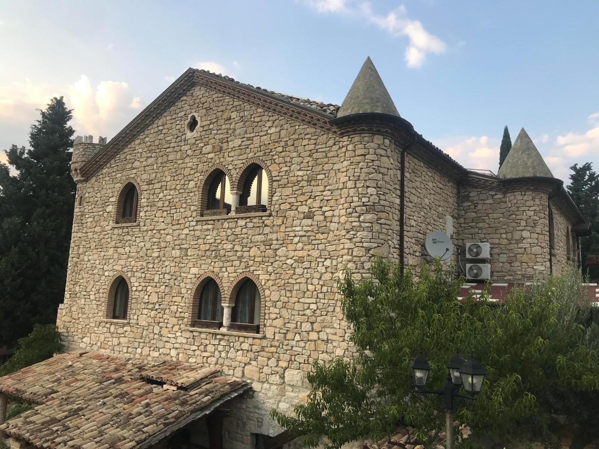 Hotel Lo Smeraldo Roccavivara ภายนอก รูปภาพ